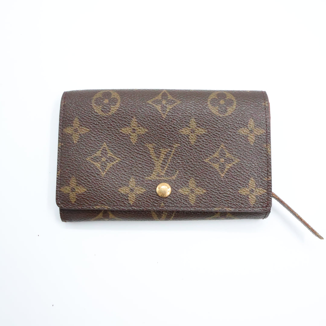 Louis Vuitton Brown Monogram Small Zippy Purse 8595
