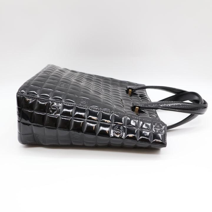 CHANEL Chocolate Bar Tote Bag Matelassé