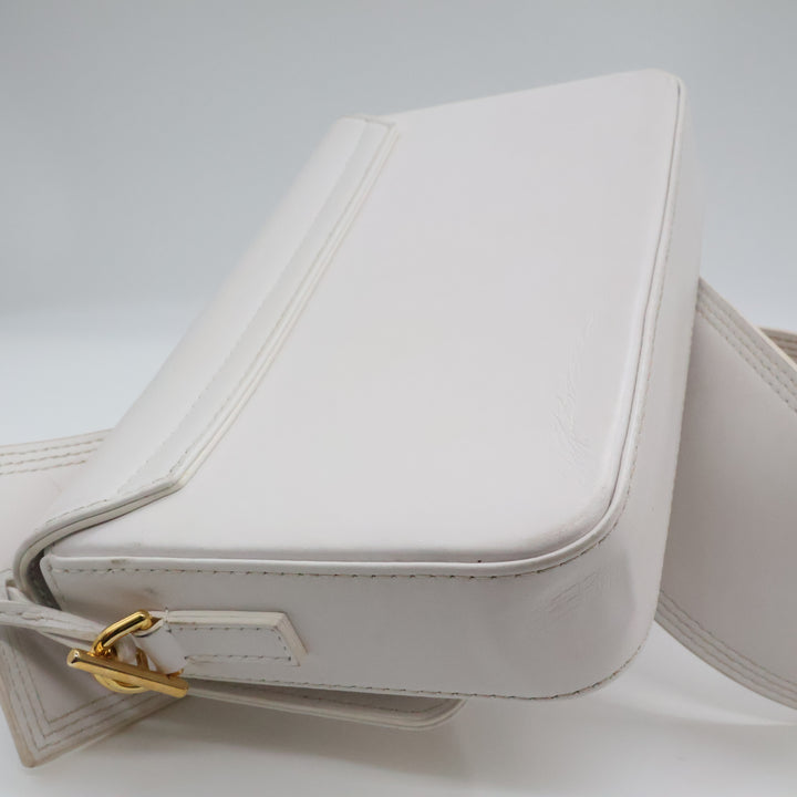 Jacquemus Le Carinu White Handbag