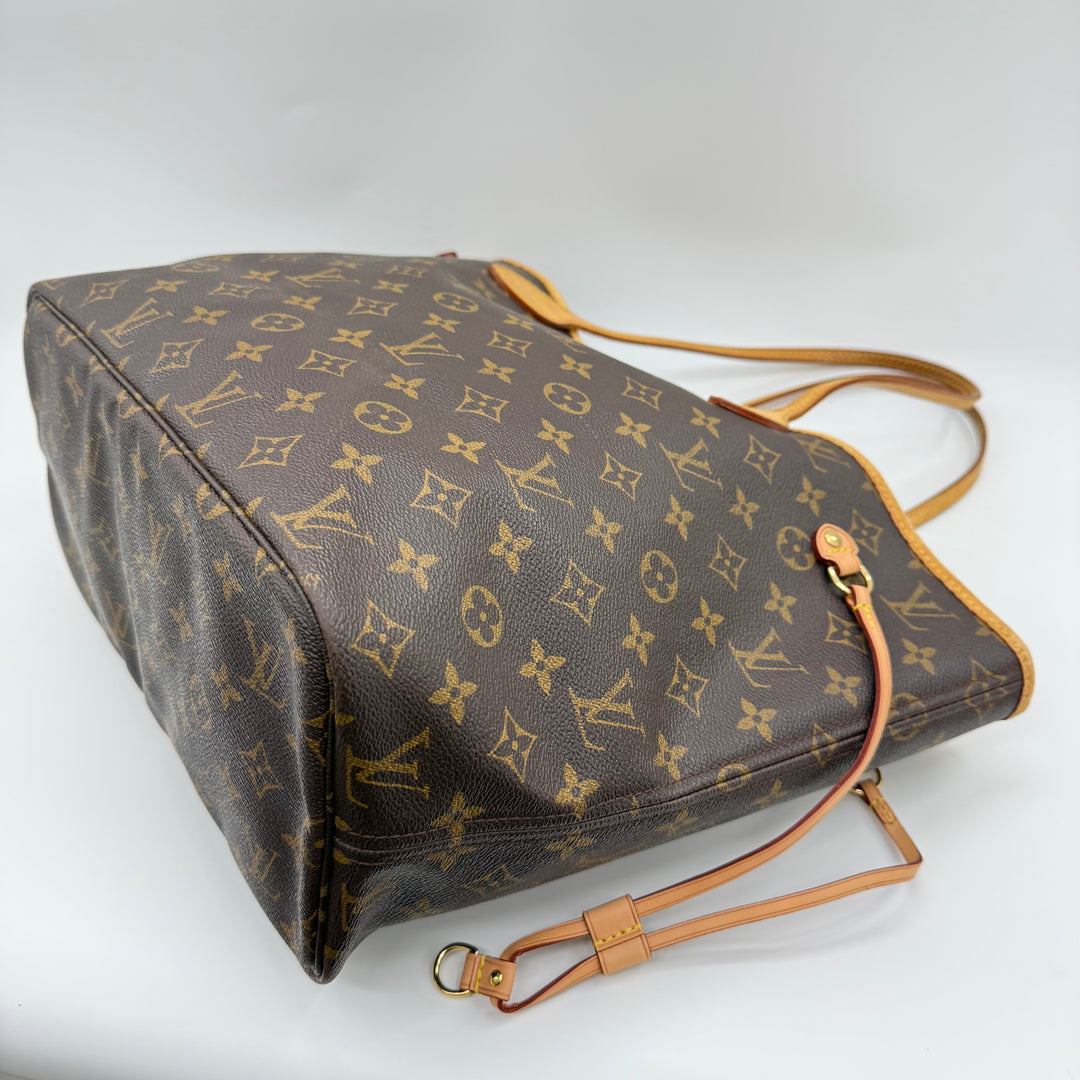 Louis Vuitton Brown Monogram Neverfull MM Handbag