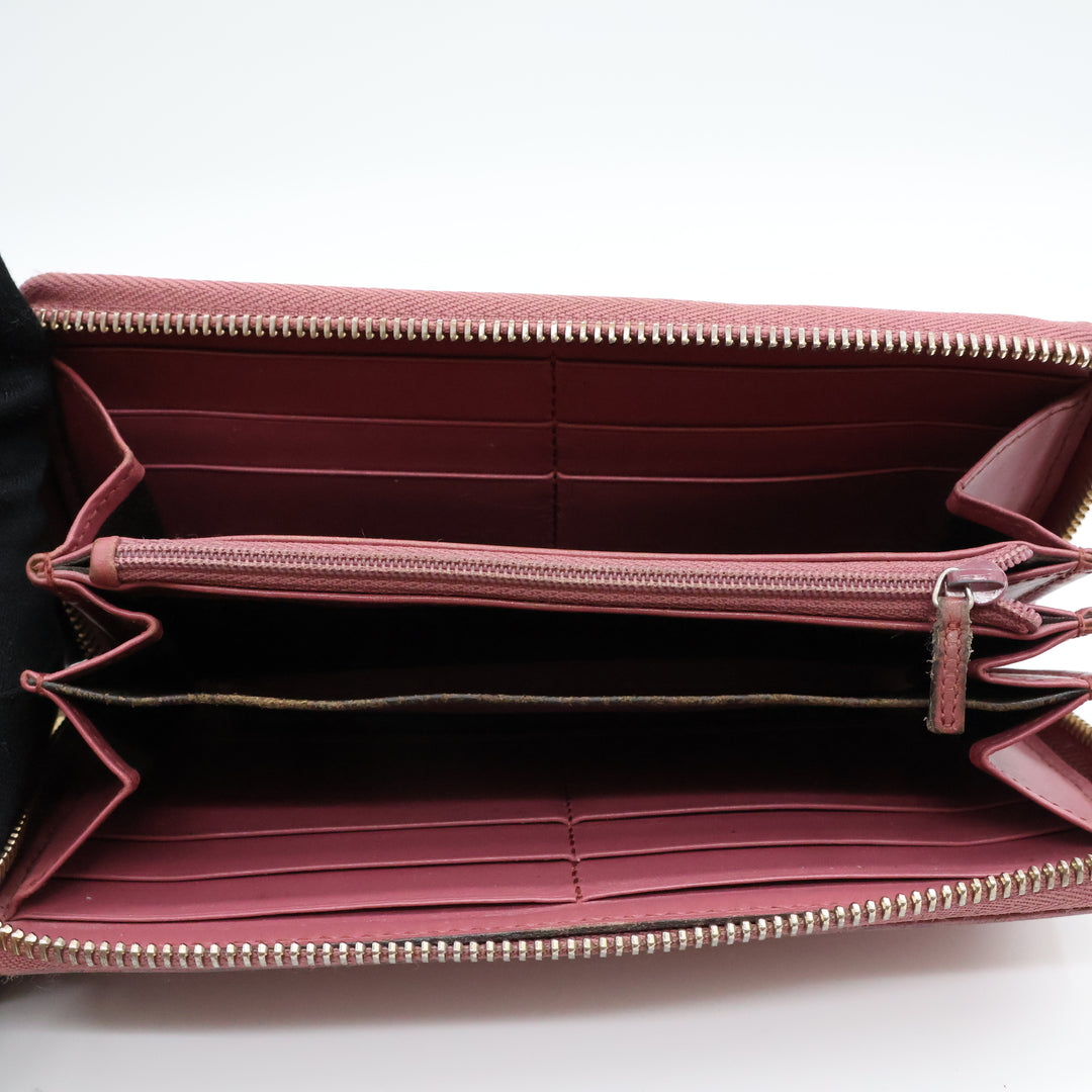 Gucci Guccissima Pink Zippy Purse