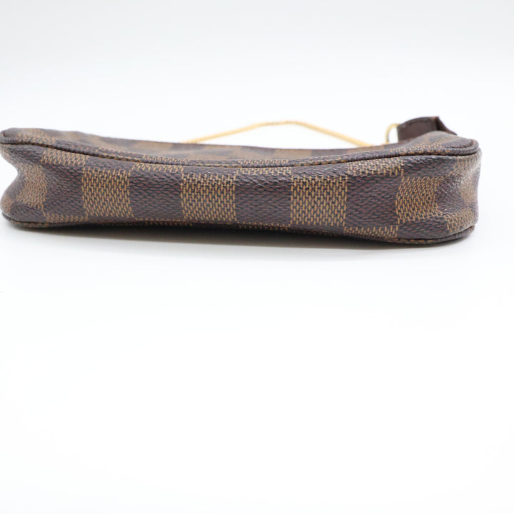 Louis Vuitton Medium Pochette Accessories Brown Damier Clutch Bag