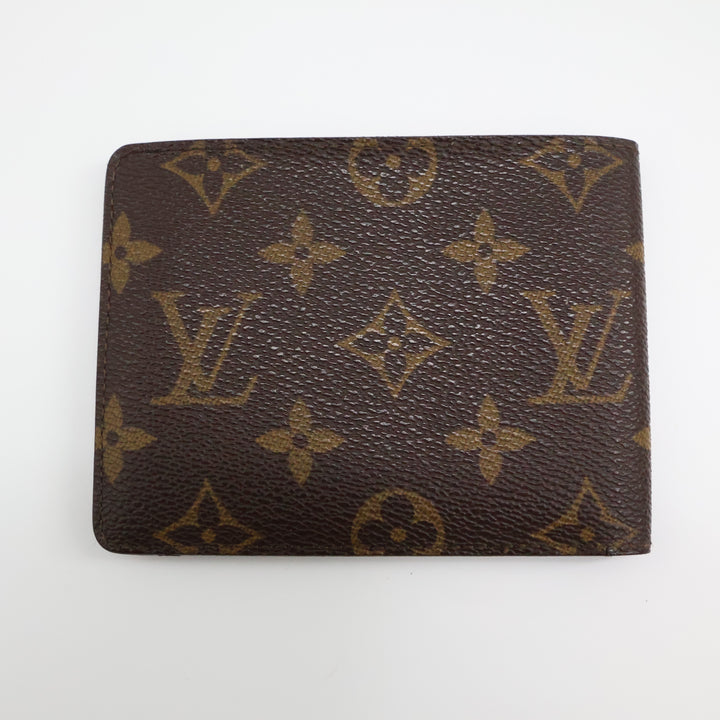 Louis Vuitton Bifold Brown Monogram Wallet Excellent Condition
