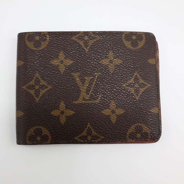 Louis Vuitton Bifold Brown Monogram Wallet Excellent Condition