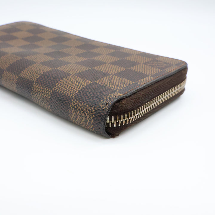 Louis Vuitton Brown Damier Zippy Purse