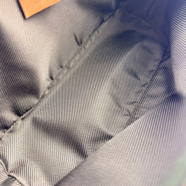 Gucci GG Supreme Beige/Brown Boat Pochette Handbag