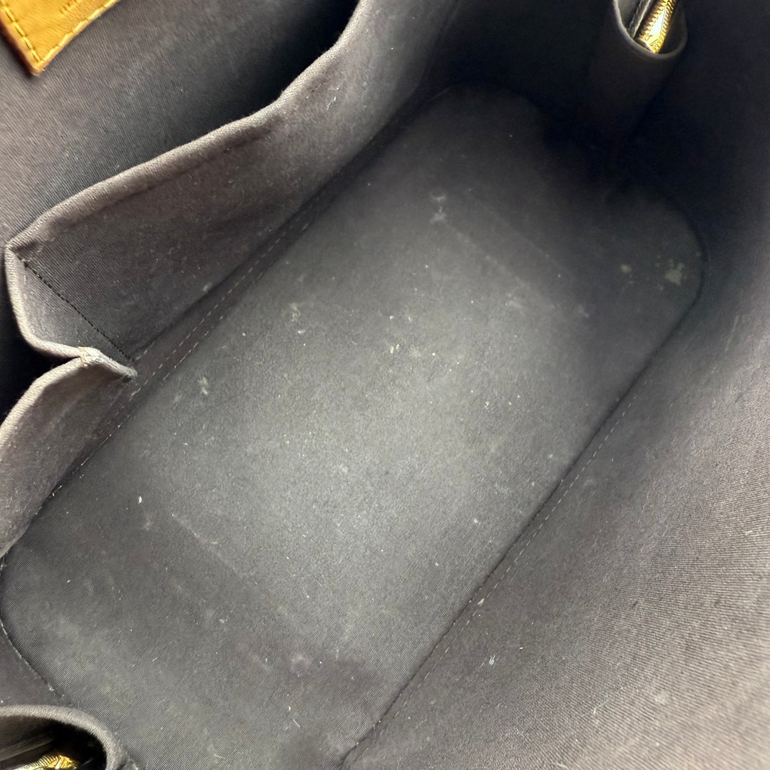 Louis Vuitton Amarante Vernis Monogram Alma PM Handbag