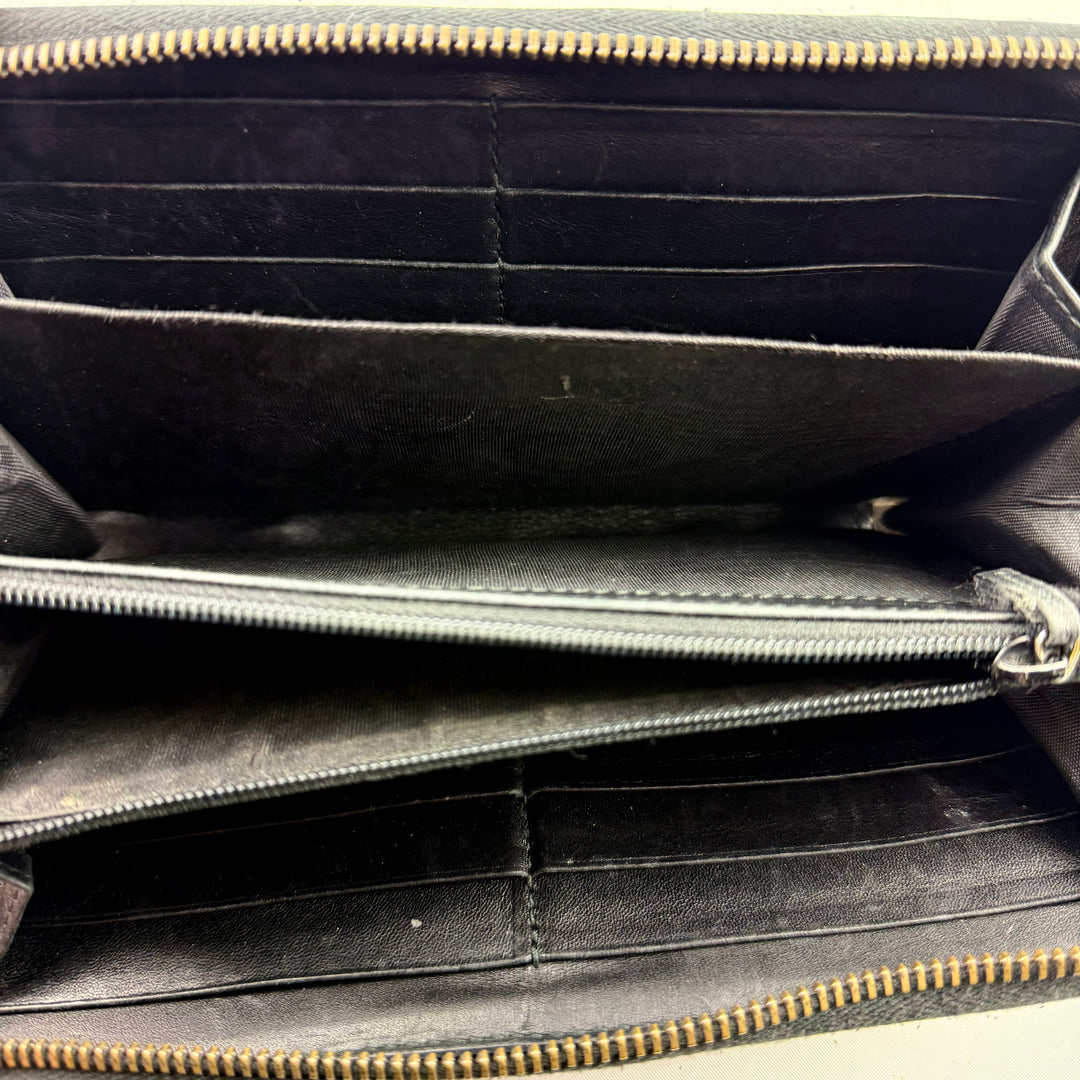 Gucci Black Marmont Zippy Purse
