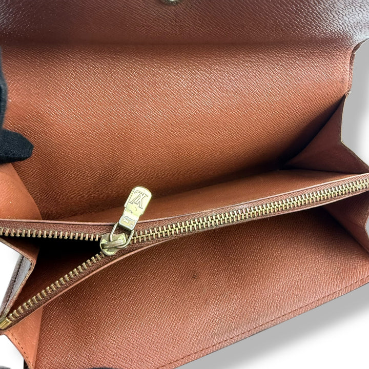 Louis Vuitton Vintage Sarah Brown Monogram Femme Wallet
