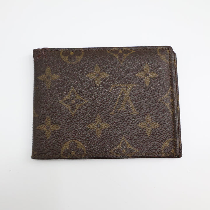 Louis Vuitton Bifold Brown Monogram Wallet Good/Very Good Condition