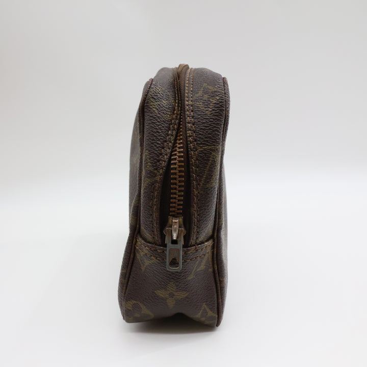 Louis Vuitton Trousse 23 Brown Monogram Toiletry Pouch