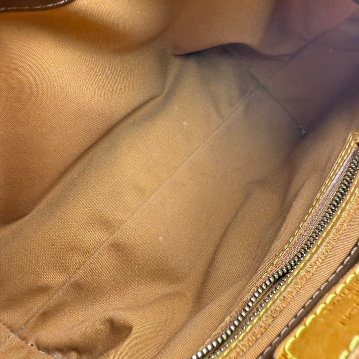 Louis Vuitton Beige Vernis Reade PM Tote