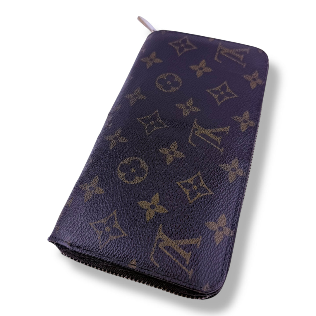 Louis Vuitton Brown Monogram Zippy Purse