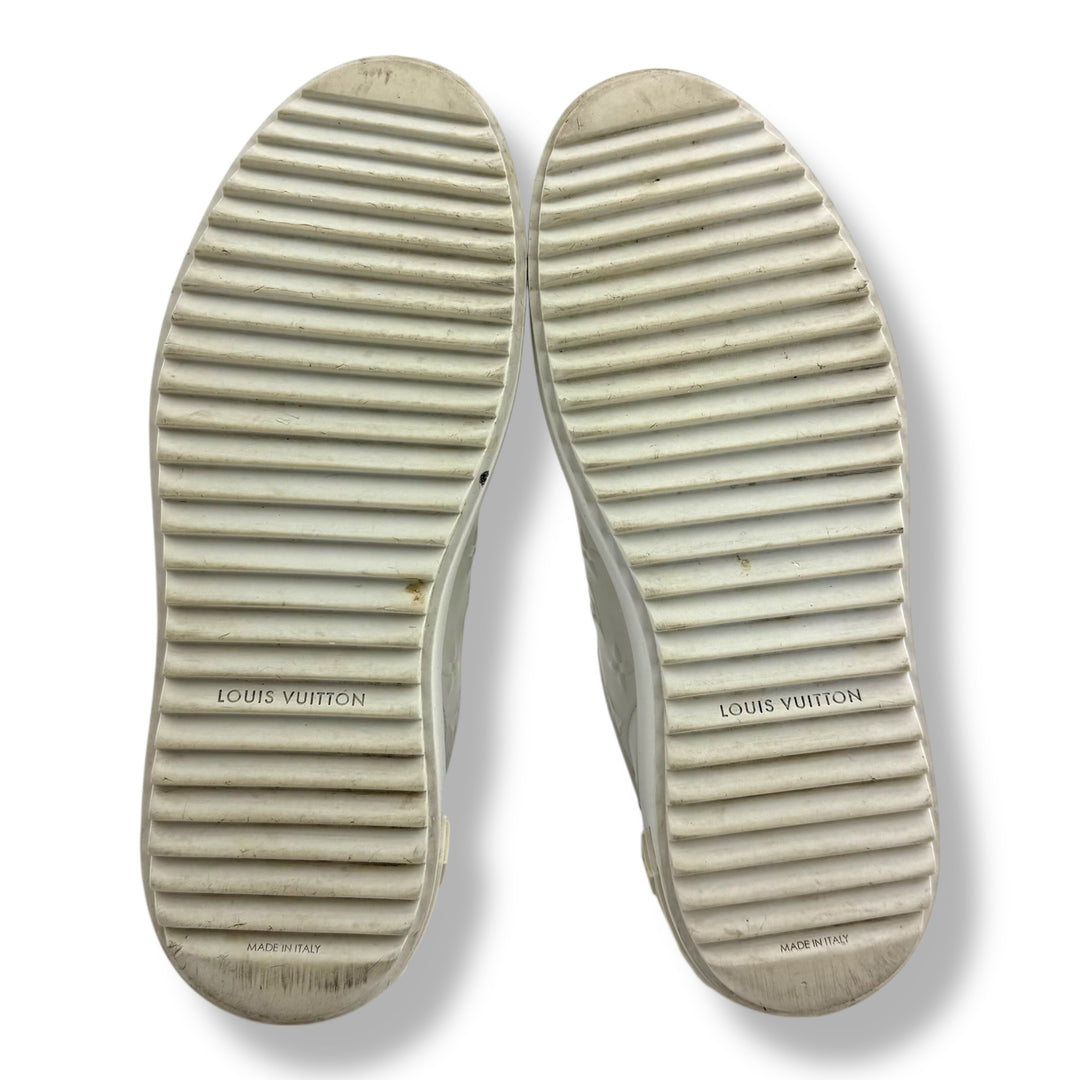 Louis Vuitton White Monogram Time Out LV UK 6 / EU 39
