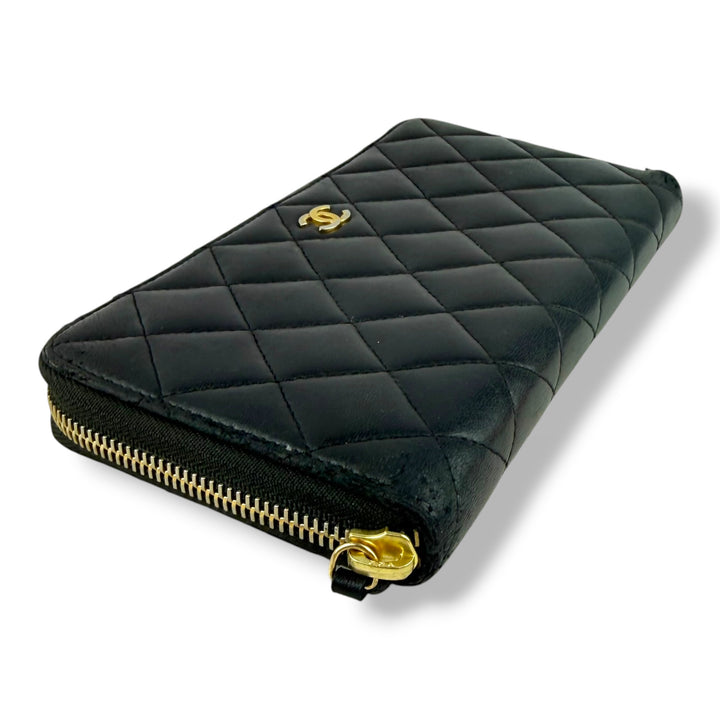 Chanel Zip Around Lambskin Black Wallet