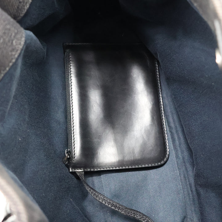 Gucci GG Black Monogram Tote Handbag W/ Pouch