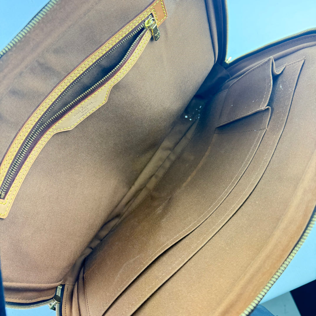 Louis Vuitton Pegasus Brown Monogram Handbag