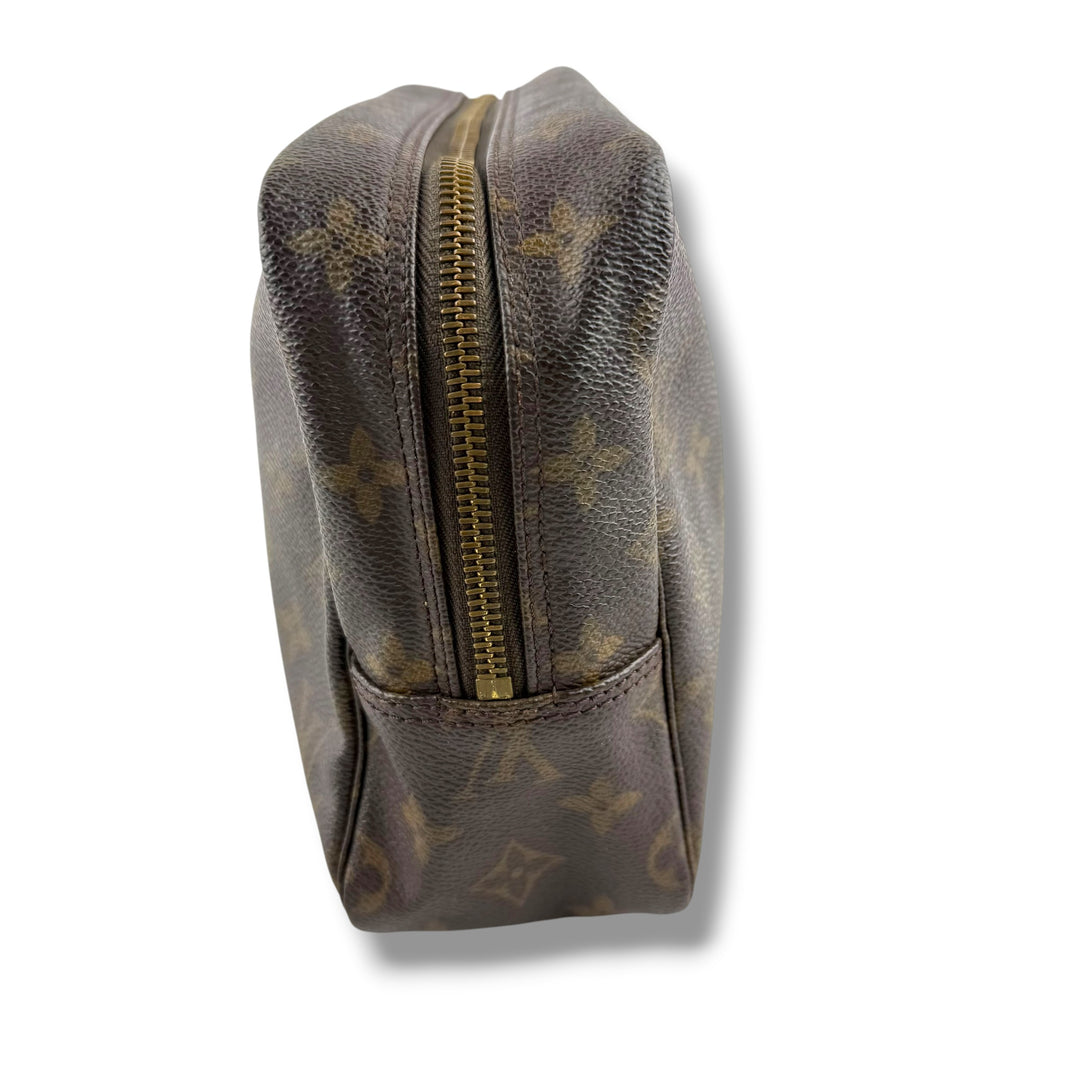 Louis Vuitton True Trousse 28 Brown Monogram Toiletry Pouch