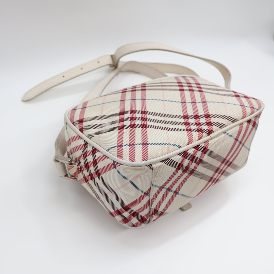 Burberry Blue Label White/Red Shoulder Bag