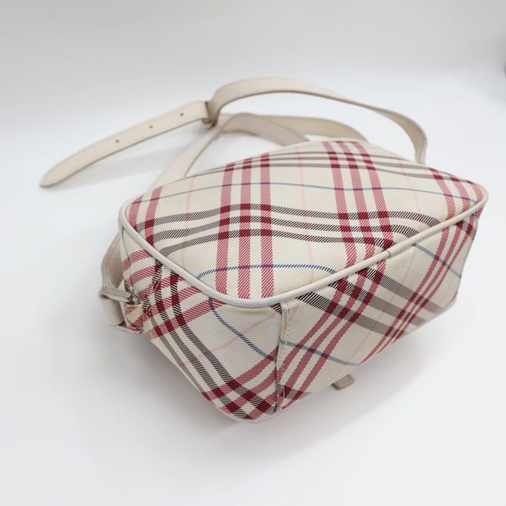 Burberry Blue Label White/Red Shoulder Bag