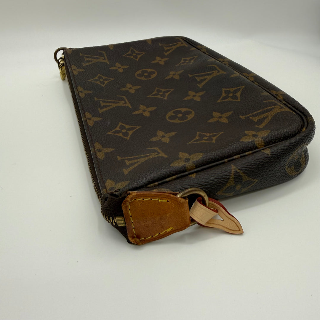 Louis Vuitton Pochette Accessories Brown Monogram Clutch Bag