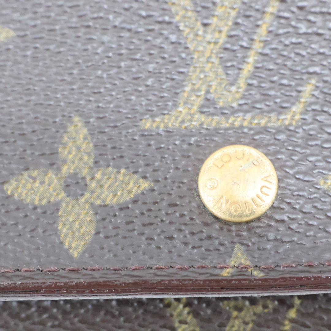 Louis Vuitton Vintage Brown Monogram Zippy Clip Purse Very Good Condition