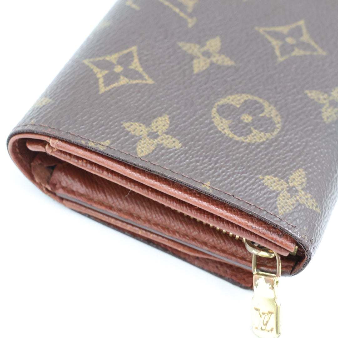 Louis Vuitton Vintage Brown Monogram Zippy Clip Purse Very Good Condition
