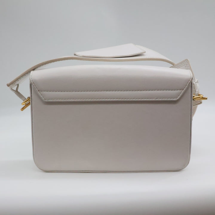 Jacquemus Le Carinu White Handbag