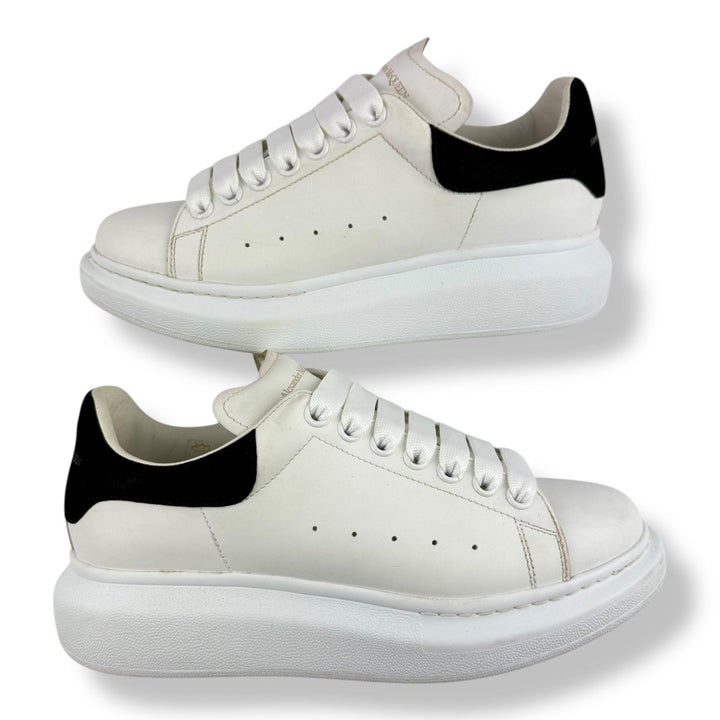 Alexander McQueen Runway White / Black UK 6 / EU 39 - Lux Central