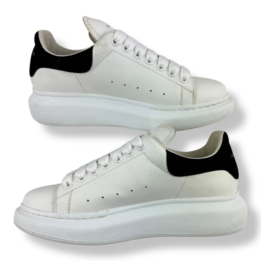 Alexander McQueen Runway White / Black UK 6 / EU 39 - Lux Central