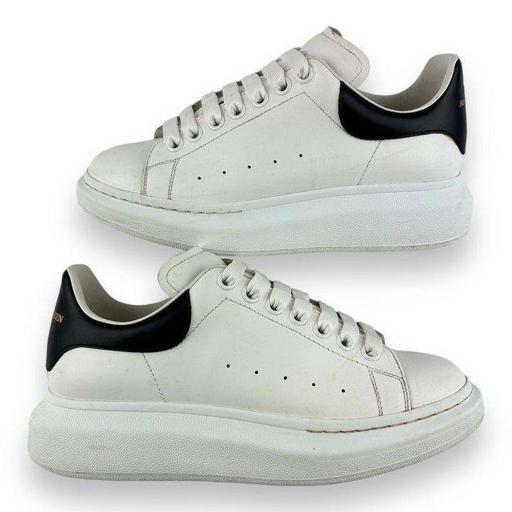 Alexander McQueen Runway White UK 6 / EU 40 - Lux Central