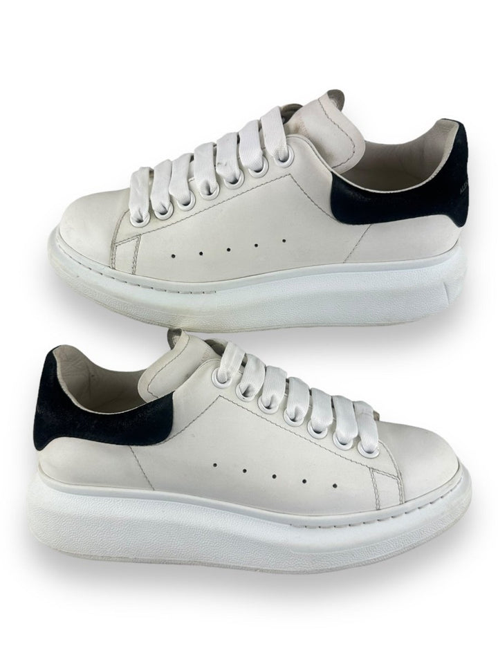 Alexander McQueen Runway White/Black UK 3 / EU 36 - Lux Central