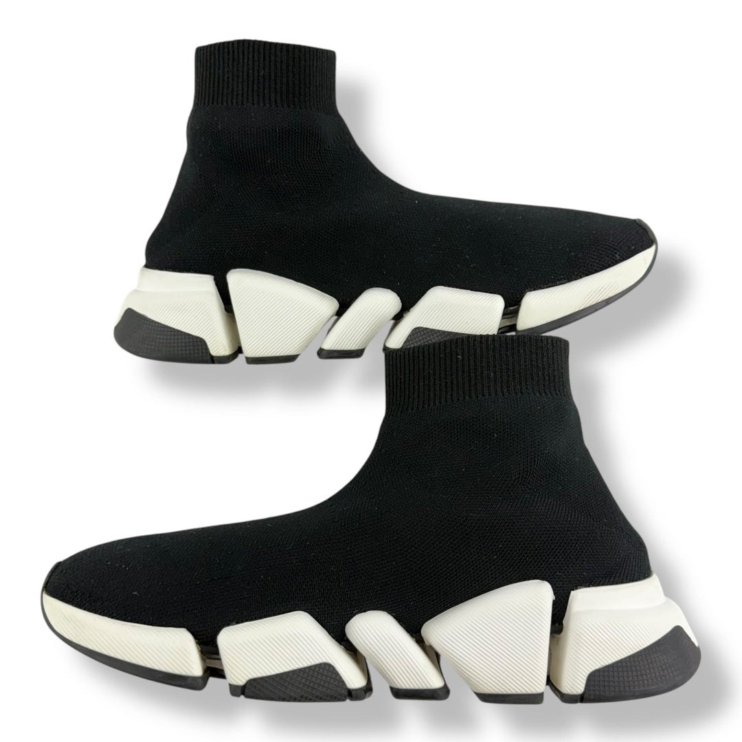 Balenciaga Speed 2.0 Black/White UK 4 / EU 37 - Lux Central