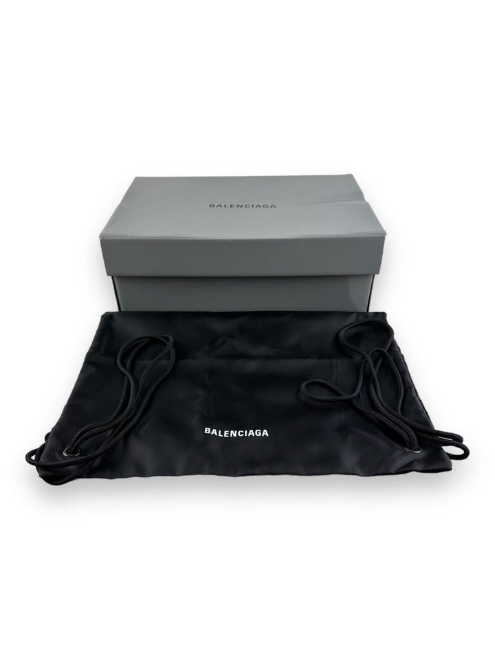 Balenciaga Speed Black/White UK 3 / EU 36 - Lux Central