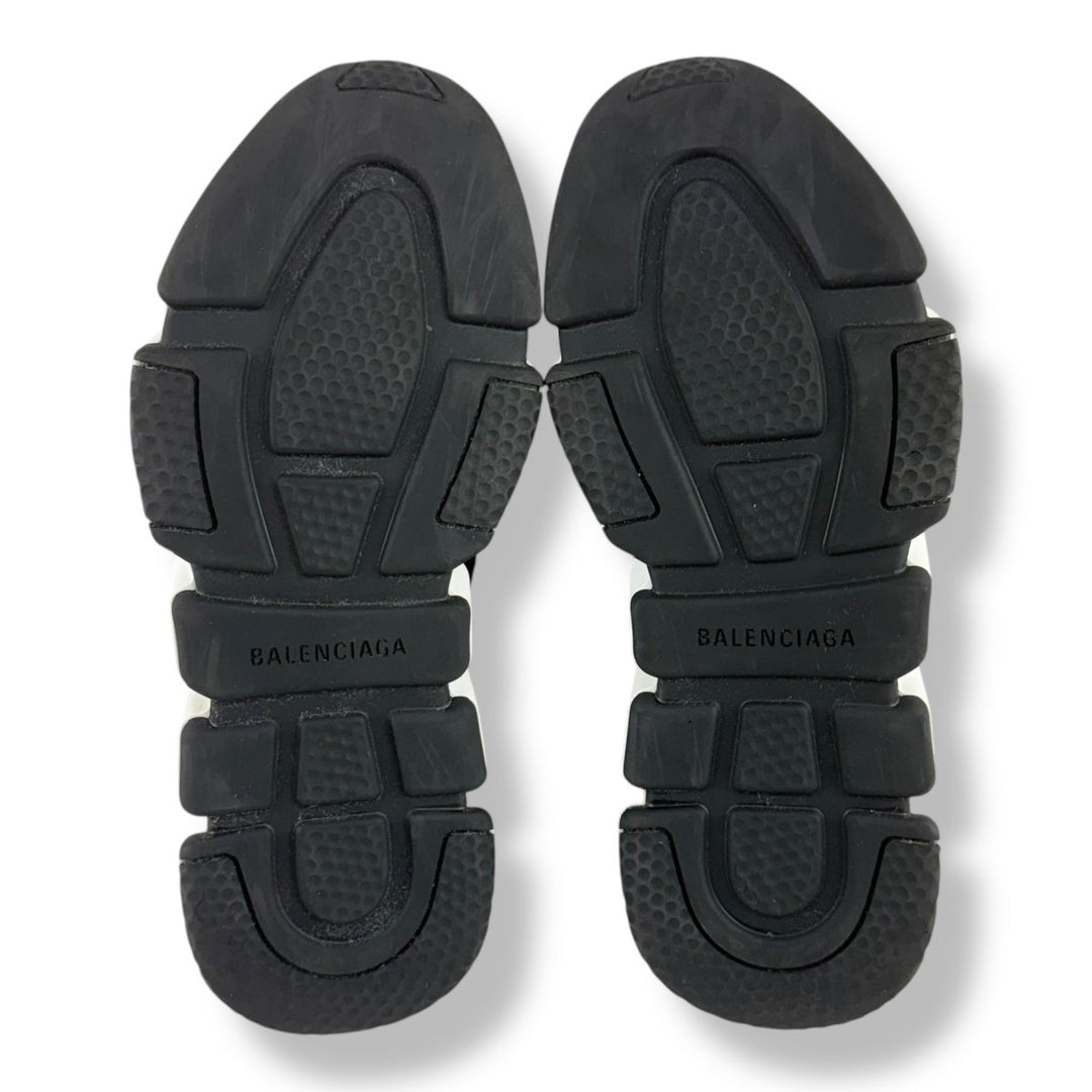 Balenciaga Speed Black/White UK 7 / EU 40 - Lux Central