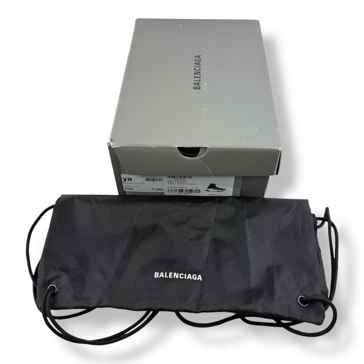 Balenciaga Speed Black/White UK 7 / EU 40 - Lux Central