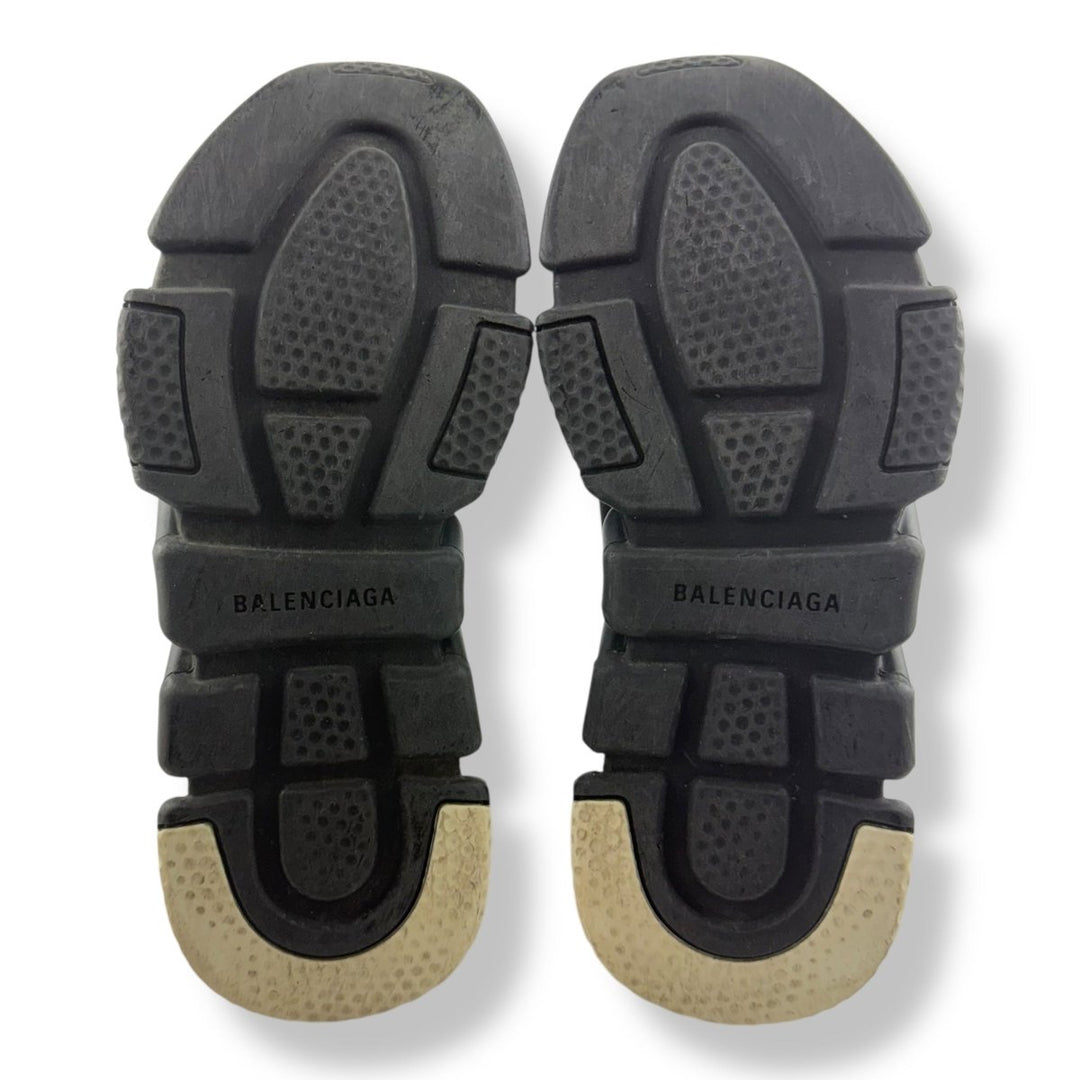 Balenciaga Speed Black/White UK 7 / EU 41 - Lux Central