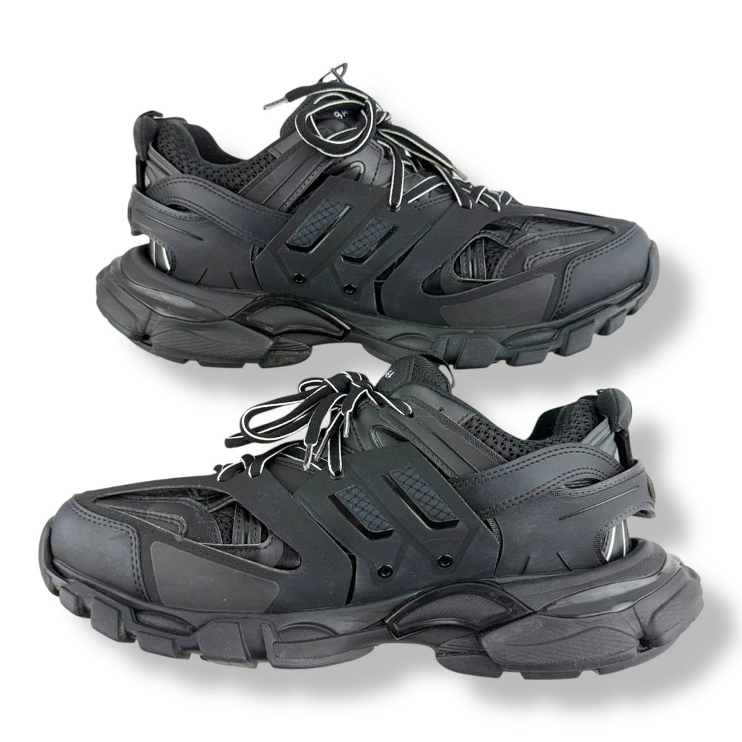 Balenciaga Track Black UK 7 / EU 41 - Lux Central