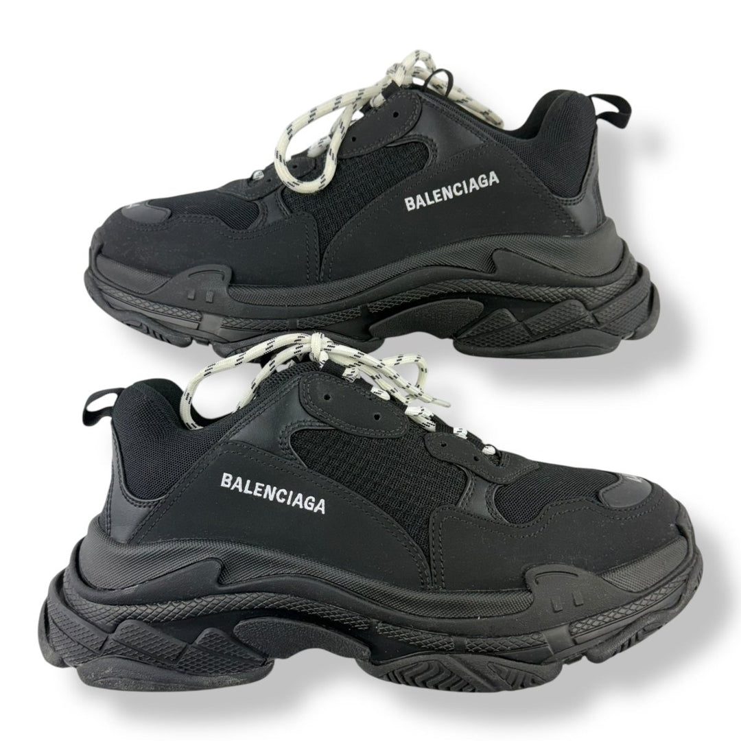 Balenciaga Triple S Black UK 10 / EU 44 - Lux Central