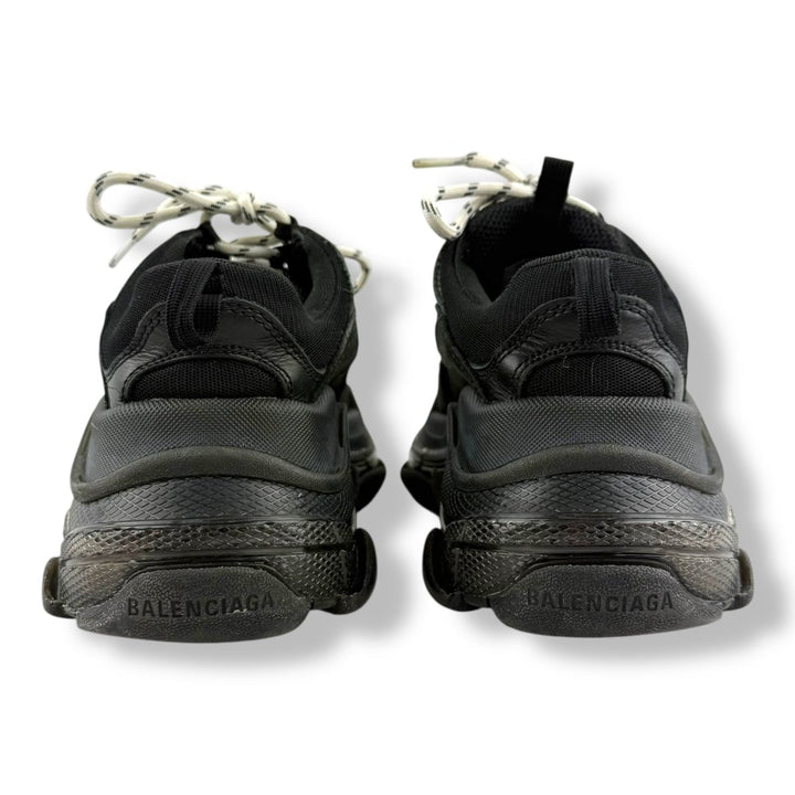 Balenciaga Triple S Black UK 5 / EU 38 - Lux Central