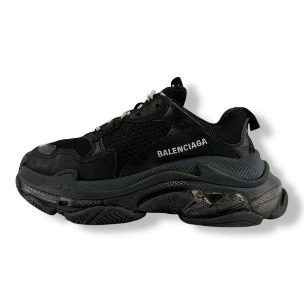 balenciaga-triple-s-black-uk-5