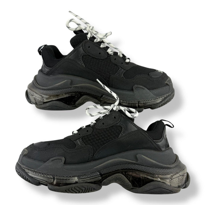 Balenciaga Triple S Black UK 5 / EU 38 - Lux Central