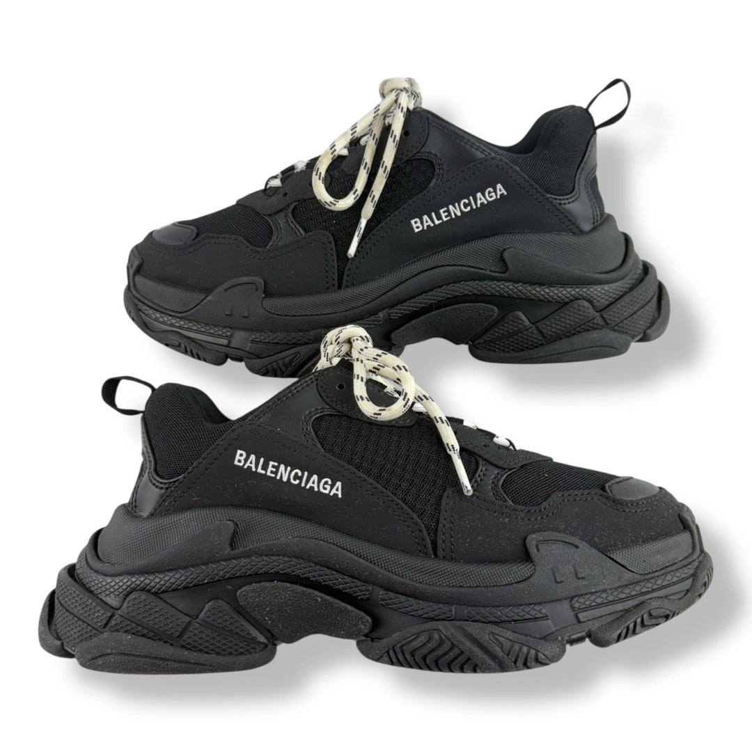 Balenciaga Triple S Black UK 5 / EU 39 - Lux Central
