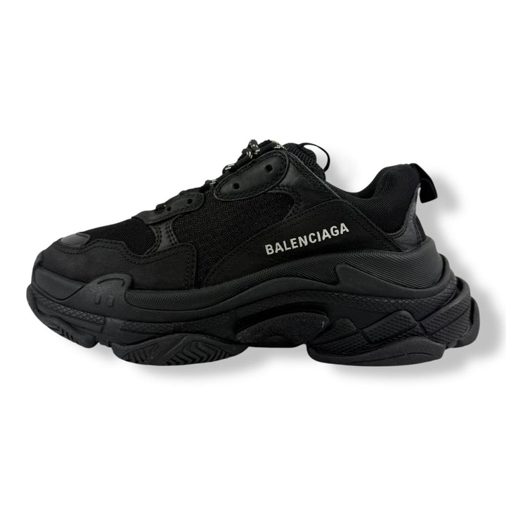 Balenciaga Triple S Black UK 6 / EU 39 - Lux Central