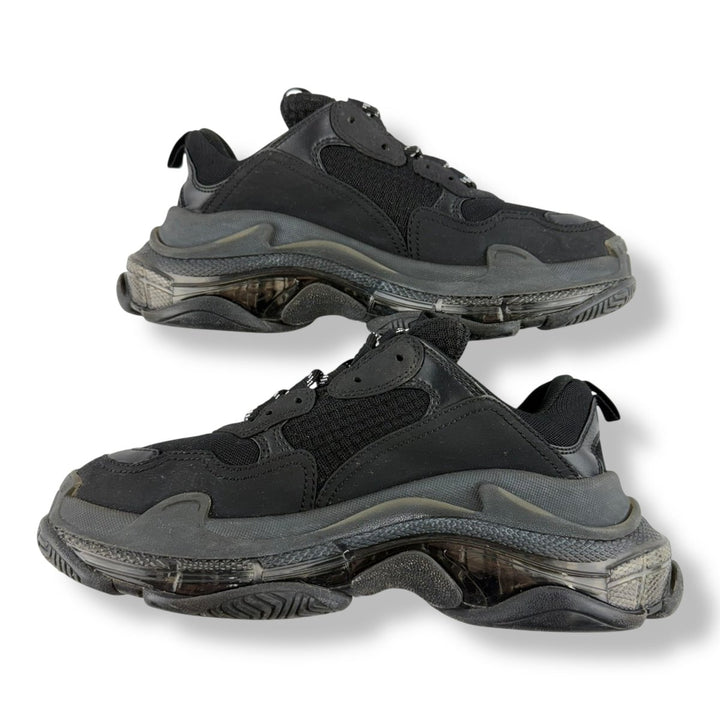 Balenciaga Triple S Black UK 6 / EU 39 - Lux Central