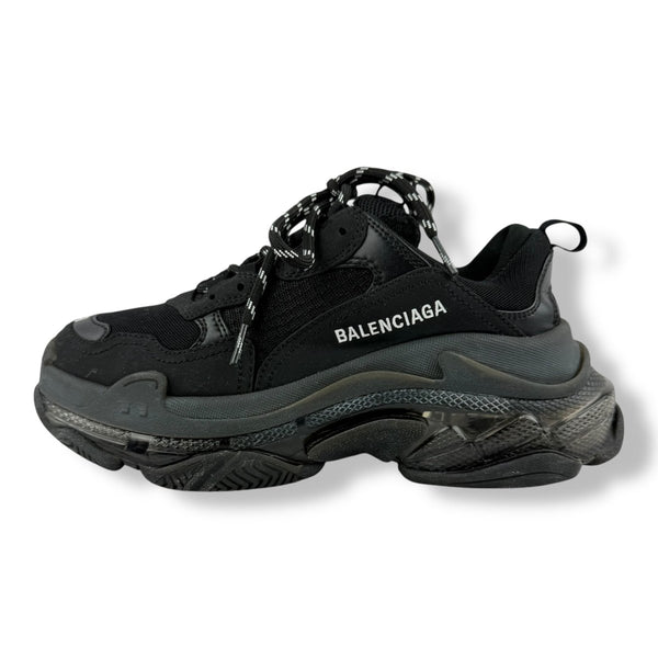 BALENCIAGA Triple S 39 ブラック　８月末まで値下げ Balenciaga Triple S Black UK 6 / EU 39 - Lux Central