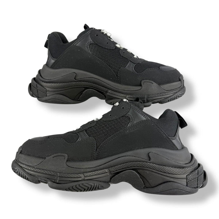 Balenciaga Triple S Black UK 6 / EU 40 - Lux Central