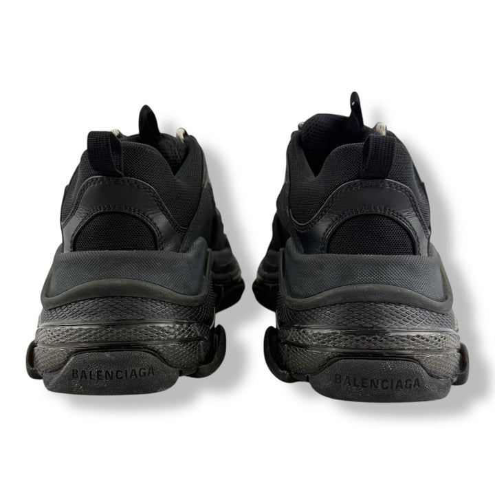 Balenciaga Triple S Black UK 7 / EU 40 - Lux Central