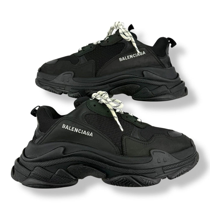 Balenciaga Triple S Black UK 8 / EU 42 - Lux Central
