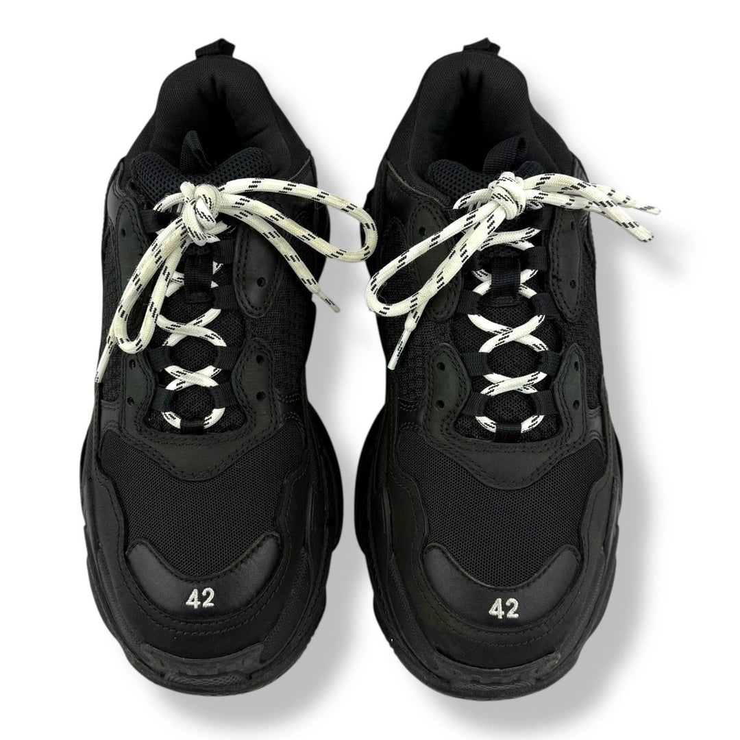Balenciaga Triple S Black UK 8 / EU 42 - Lux Central